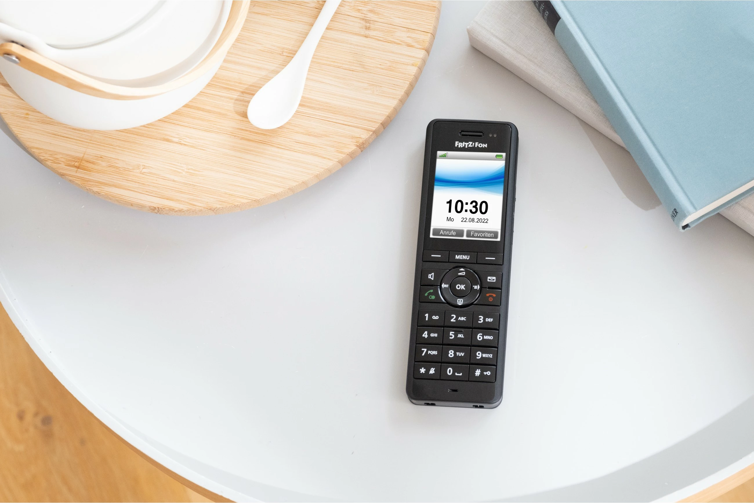 DECT telefon z brezžičnim nosilcem, 300 stikov, črn, AVM FRITZ!Fon X6