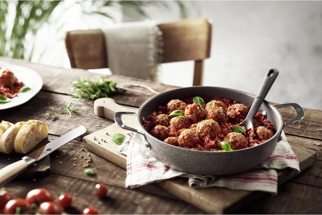 Globoka ponev za indukcijo Ballarini Salina Granitium, 28 cm, siva