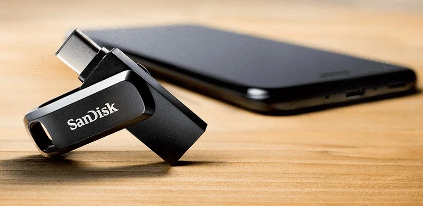 USB ključ SanDisk 256 GB, Type-C 3.2, črn USB ključ SanDisk 256 GB, Type-C 3.2, črn