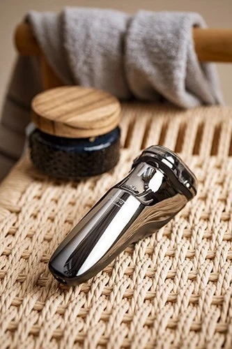 Brivnik za moške z rotacijskim sistemom in trimerjem Adler CR 2925, siv