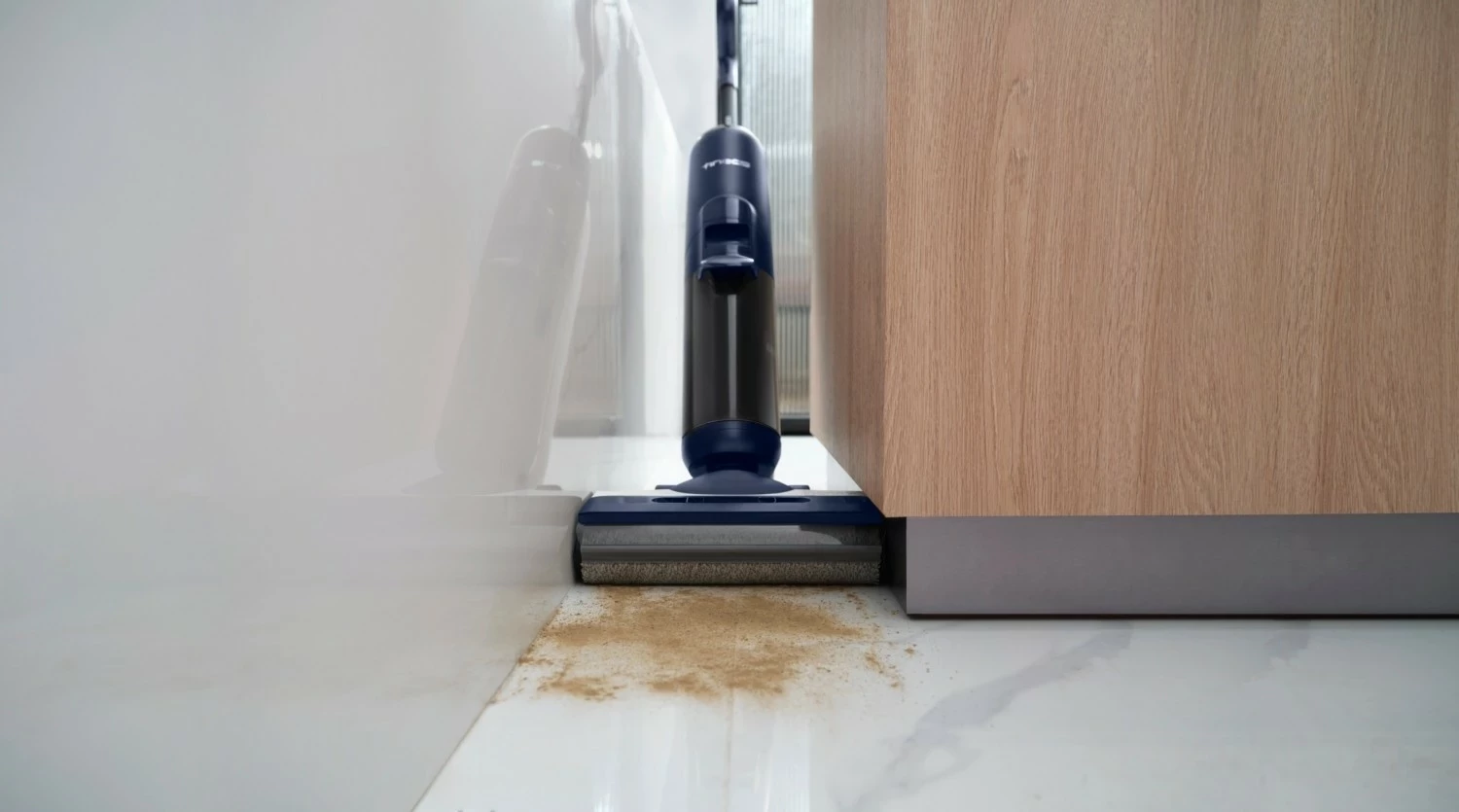 Sesalnik za hišne ljubljenčke brez kabla Tineco Floor One Switch S7, črn