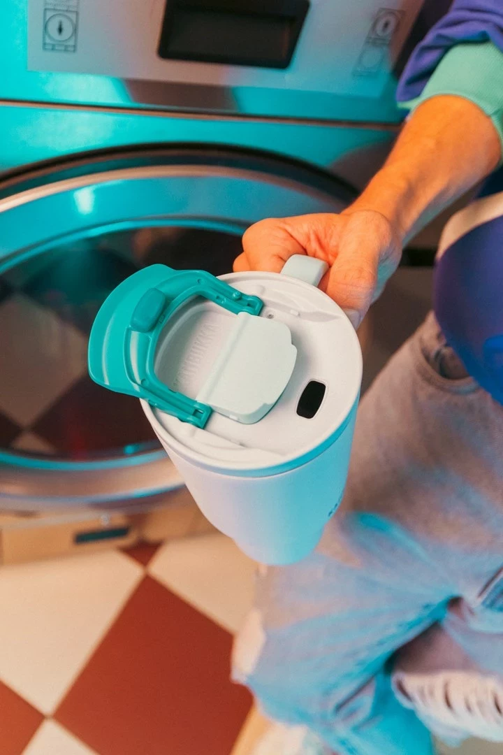 Termos Kambukka Rio Tumbler 950 ml, Frosty Coconut, moder