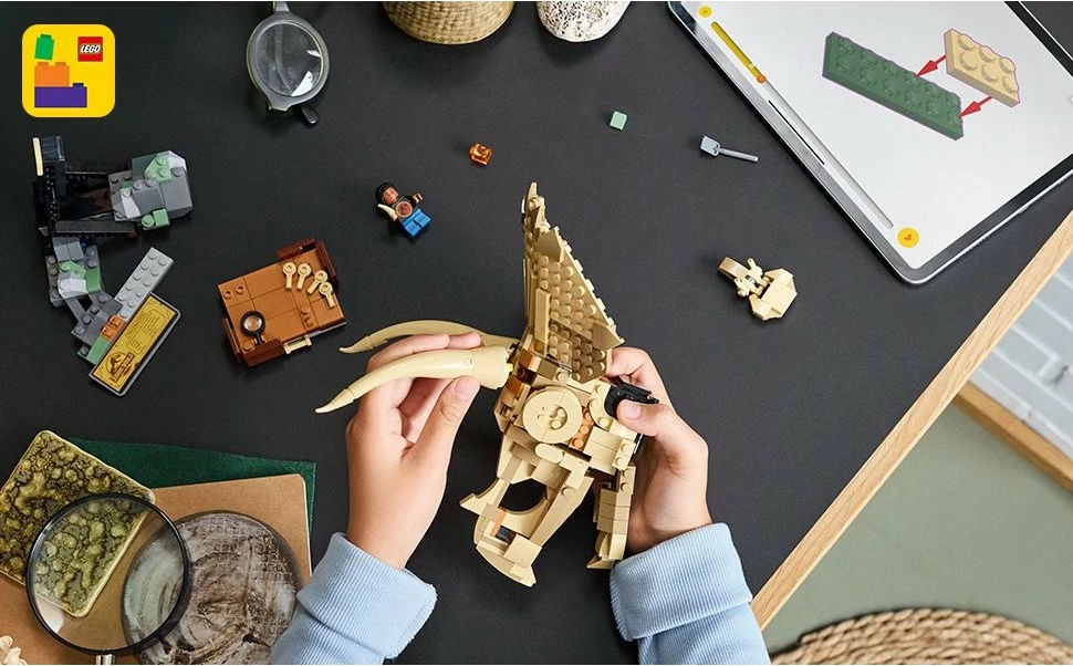 Model fosila Triceratopsa, LEGO Jurassic World 76969, 468 kosov, večbarven