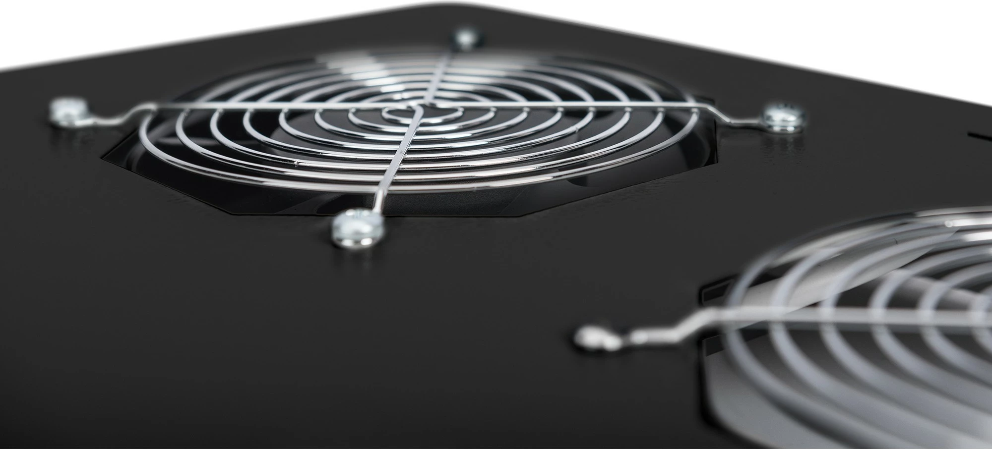 Tavanasta enota za hlajenje, Digitus Unique, 6 ventilatorjev, črna