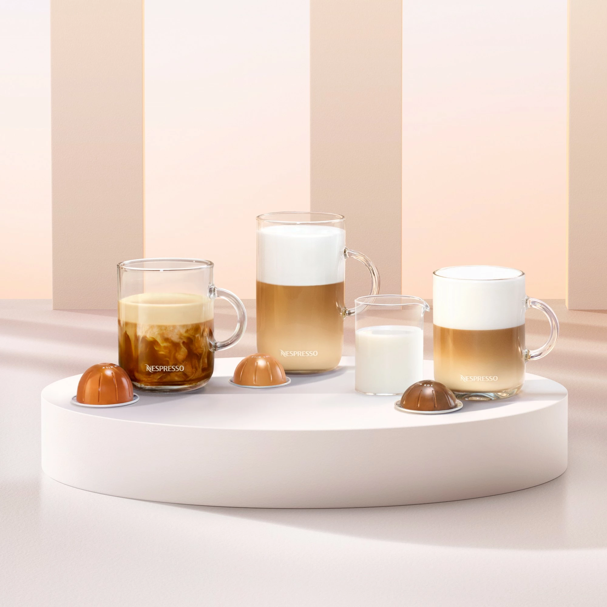 Kavni aparat na kapsule De’Longhi ENV90.B, 0,56 L, 1260 W, črn