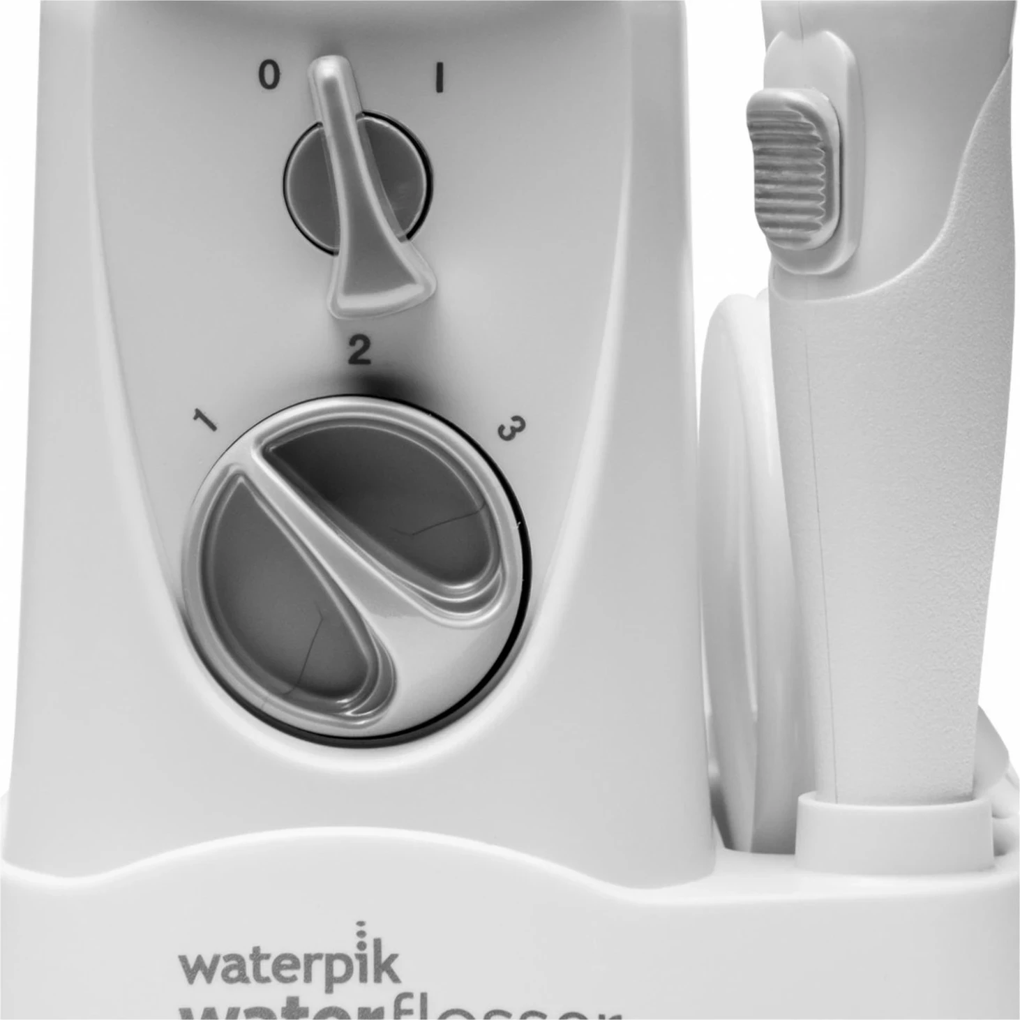 Irigator za zobe Waterpik WF-310, 3 stopnje intenzivnosti, 2 šobici, USB Type-C, bel