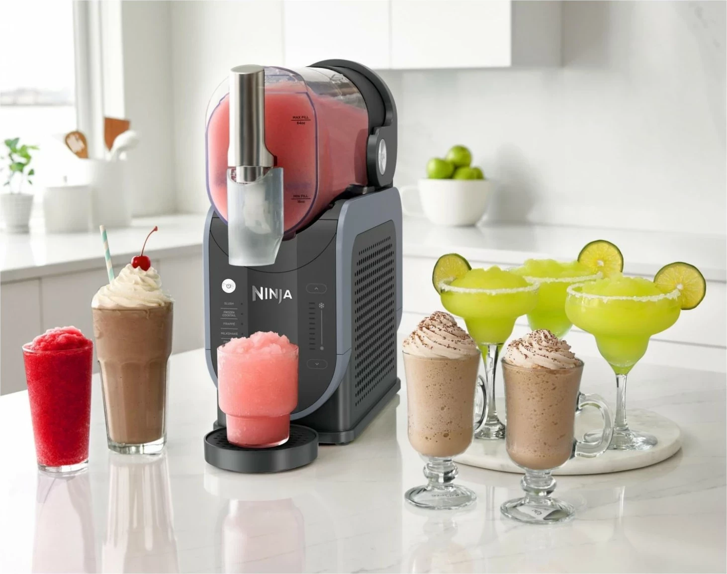 Aparat za hladne napitke Ninja FS301EU, 1,9 l, črn