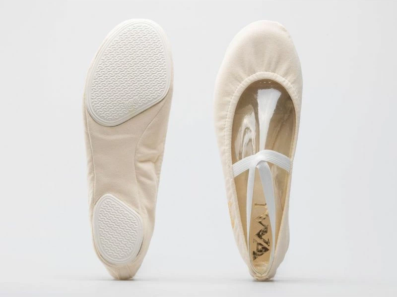 Baletne telovadne čevlje IWA 302, krem Baletne telovadne čevlje IWA 302, krem