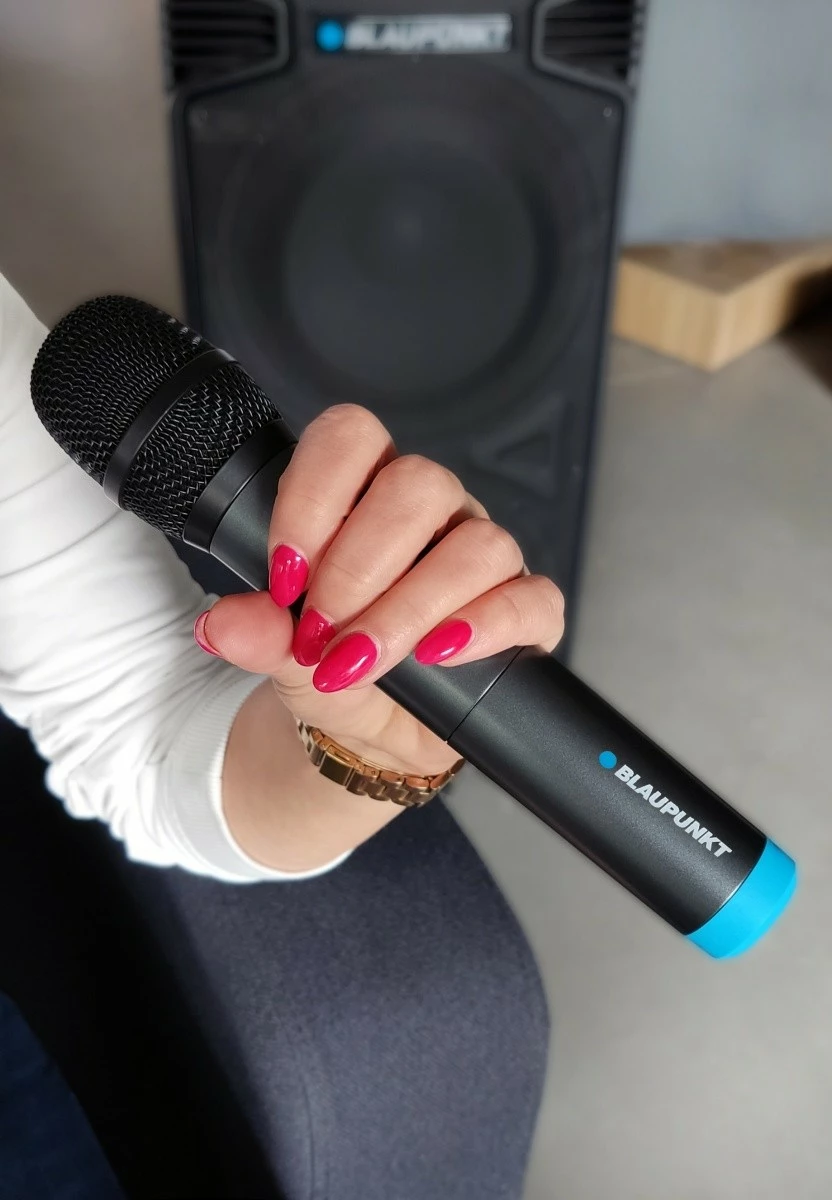 Brezžični mikrofon Blaupunkt WM40U, UHF, z sprejemnikom, črn/moder