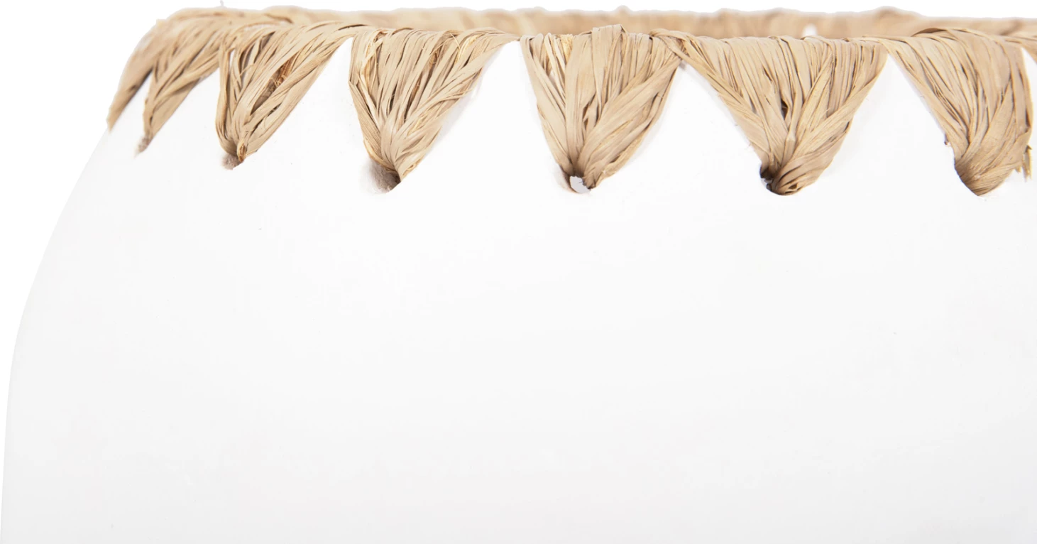 Dekorativna vaza FH4377 iz terakote v beli barvi s slamnato pletenino na robu Φ21Χ32Hcm