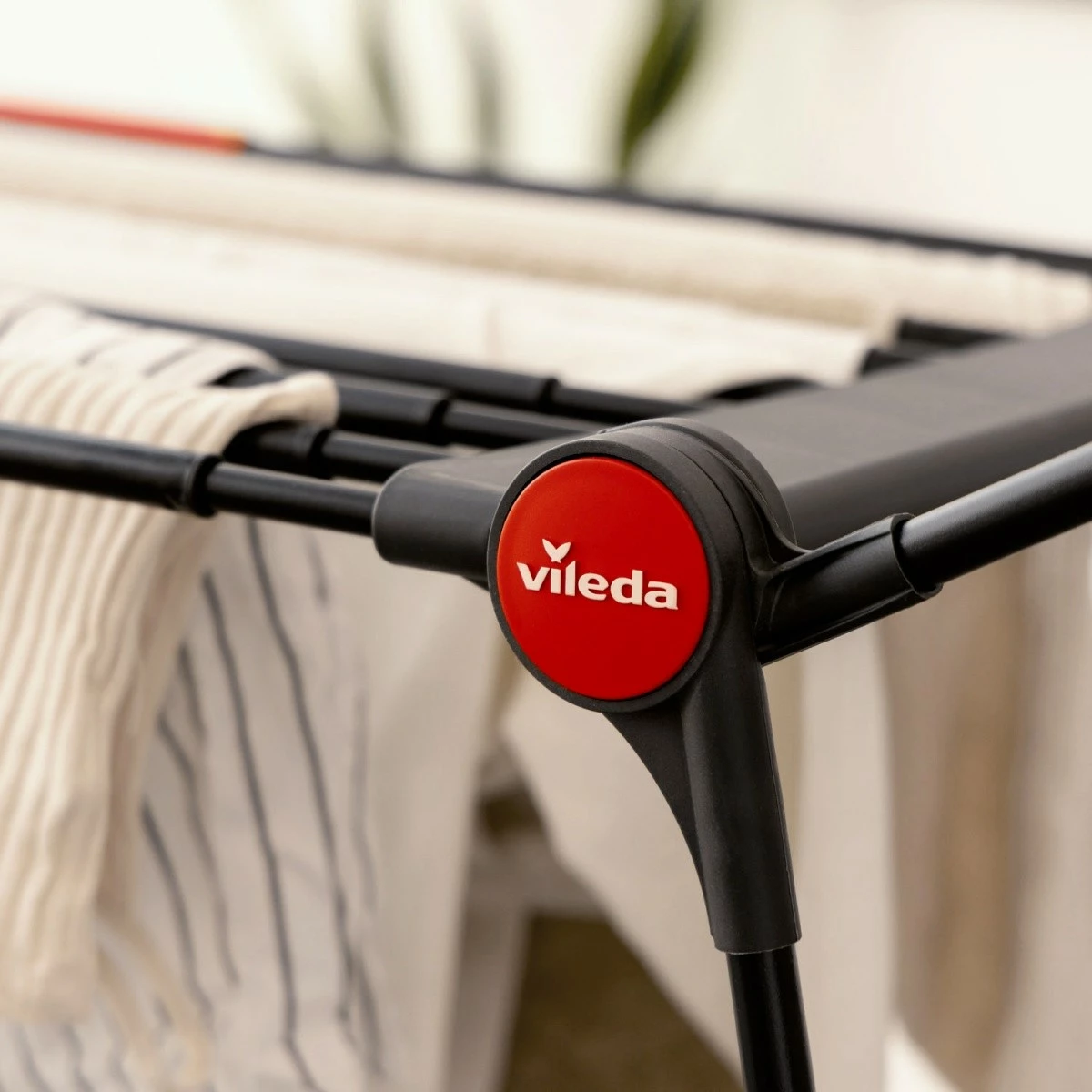 Sušilnik perila Vileda Infinity FLEX Ultimate, 30 m, črn