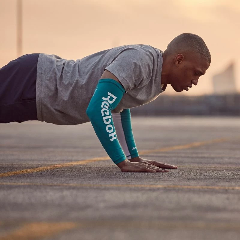 Kompresijski rokavi Reebok Activchill Rasl-13025GN za moške in ženske Kompresijski rokavi Reebok Activchill Rasl-13025GN za moške in ženske