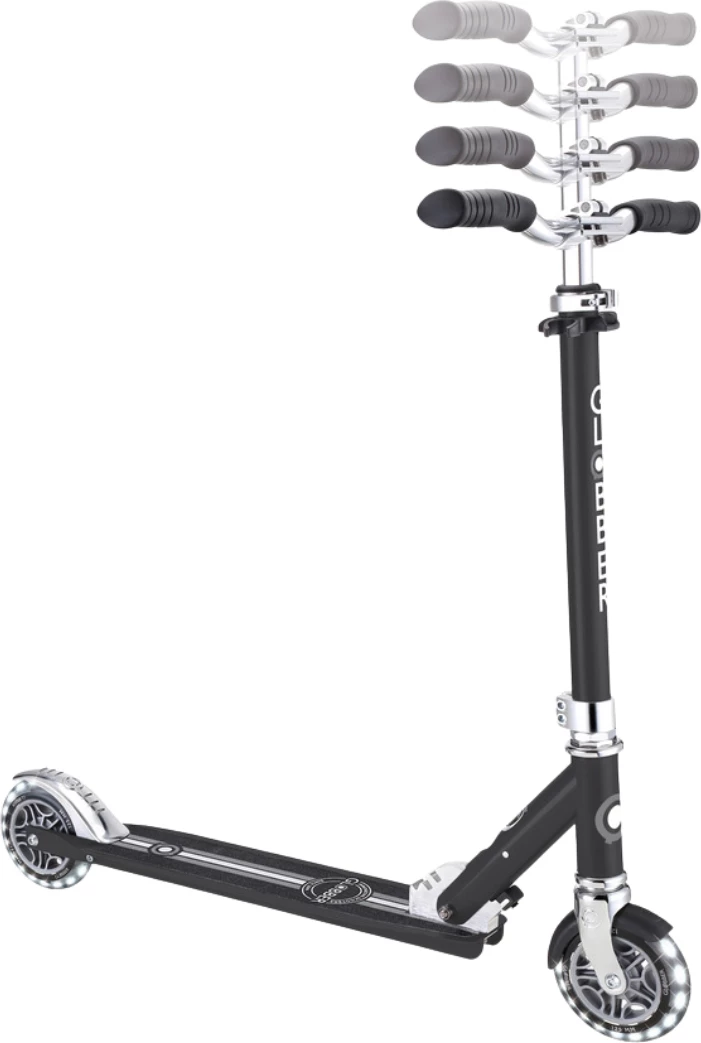 Trotinet z lučmi SMJ, črn