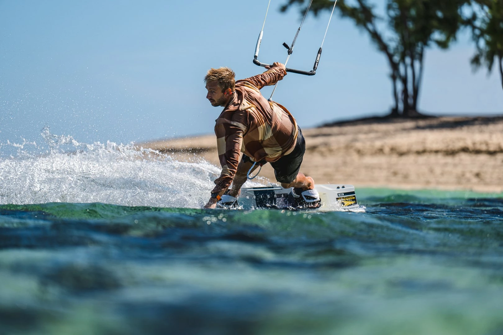 Športne brezžične slušalke z odprtimi ušesi SHOKZ OpenSwim Pro, 32 GB, Bluetooth, siva