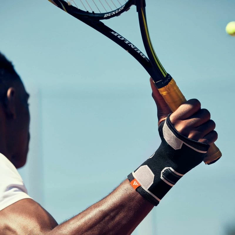 Ščitnik za zapestje adidas, črn