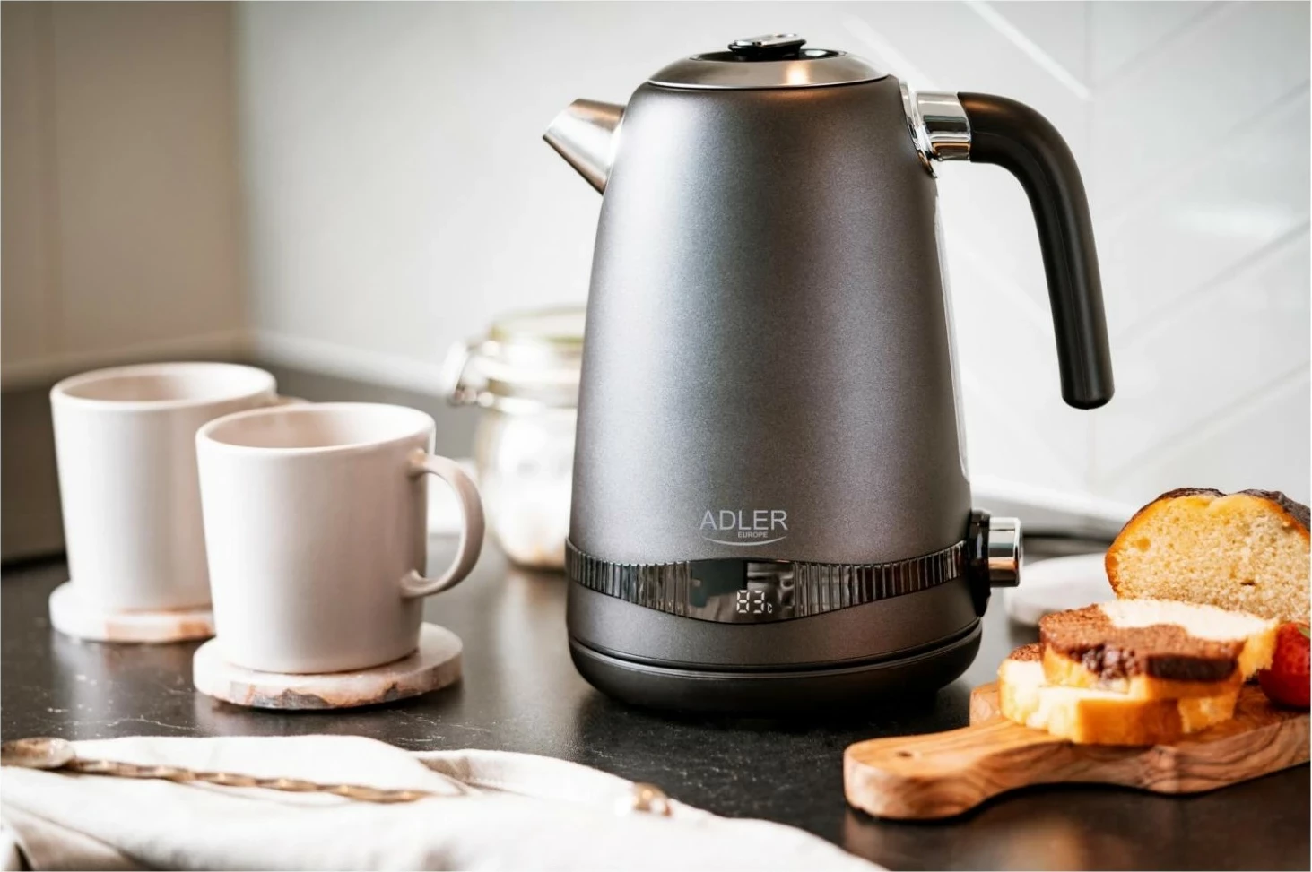 Električna kuhalnik za vodo, 1,7 L, 2200 W, siva - Adler AD 1295
