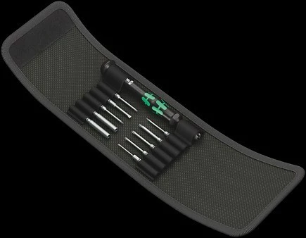 Set preciznih izvijačev Wera Kompakt Micro 11 Electronics 1, 10 bitov, magnetni držač, črno/zelena
