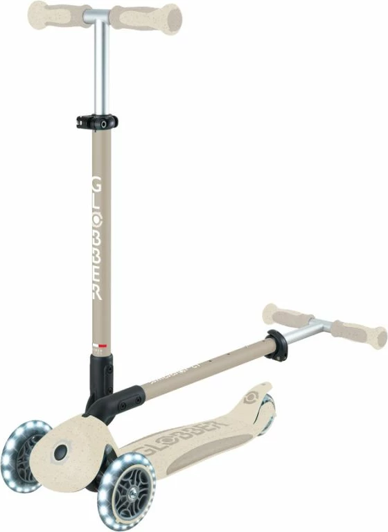 Multifunkcijski skiro z sedežem Globber, zelen