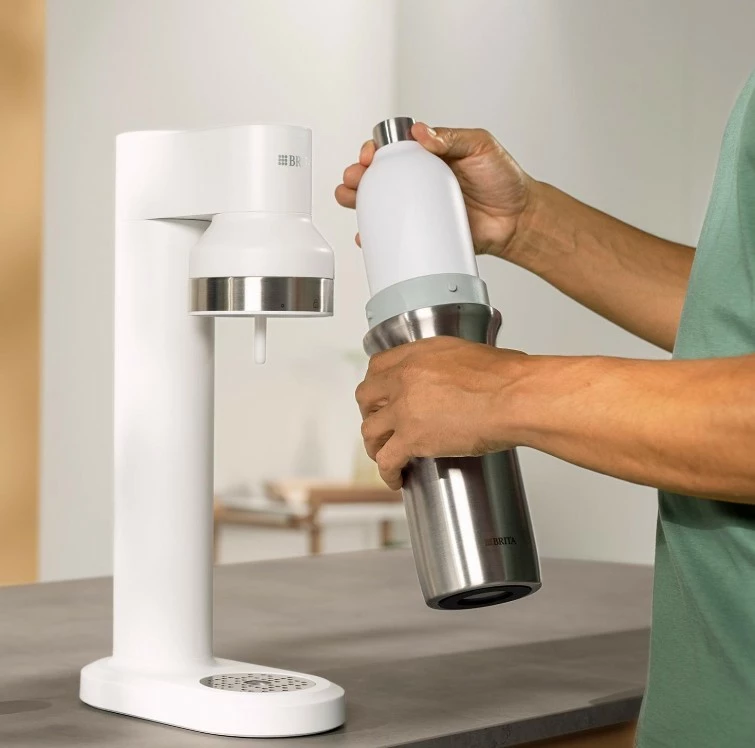 Saturator za vodo, Brita sodaTRIO, inox/bela, s CO2 cilindrom in dvema steklenicama