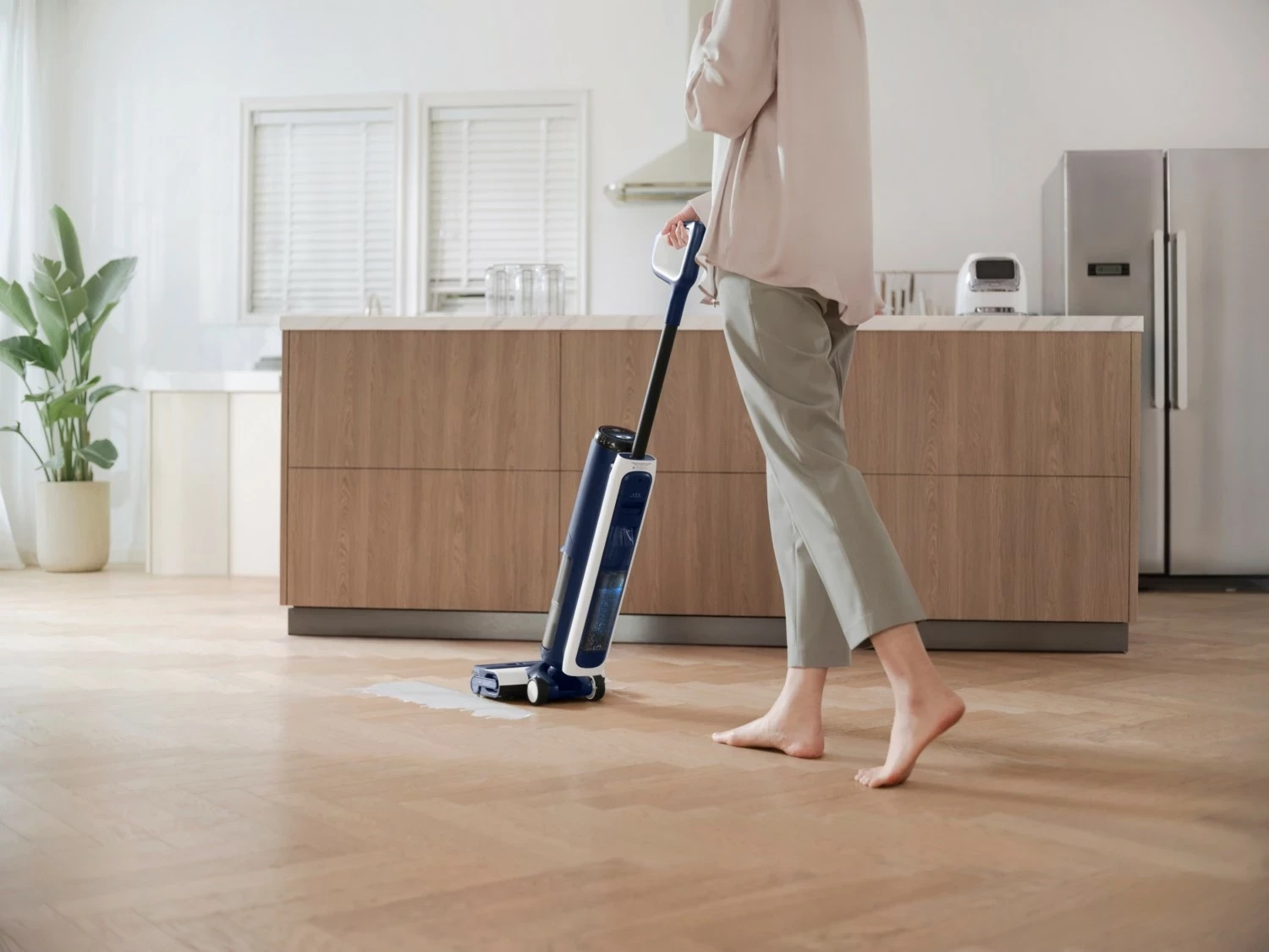 Sesalnik za hišne ljubljenčke brez kabla Tineco Floor One Switch S7, črn