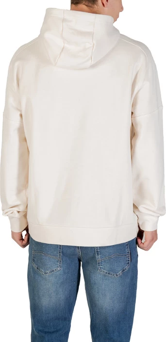 Duks, Ea7, moški, bel