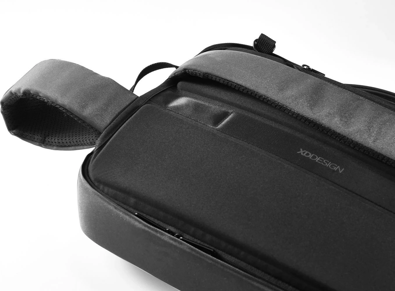 Prostoren nahrbtnik/denarnica XD Design Bobby Bizz 2.0, 14 L, siv