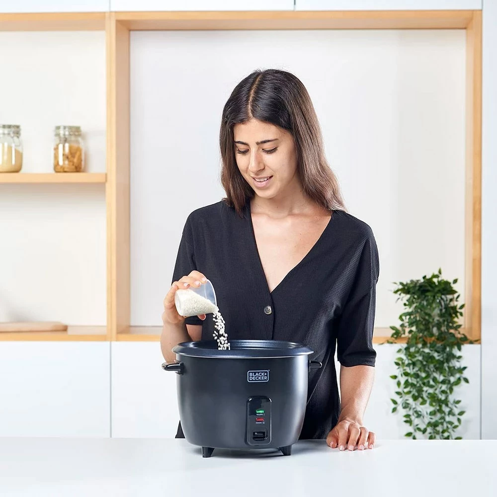 Kuhalnik riža Black+Decker BXRC1800E