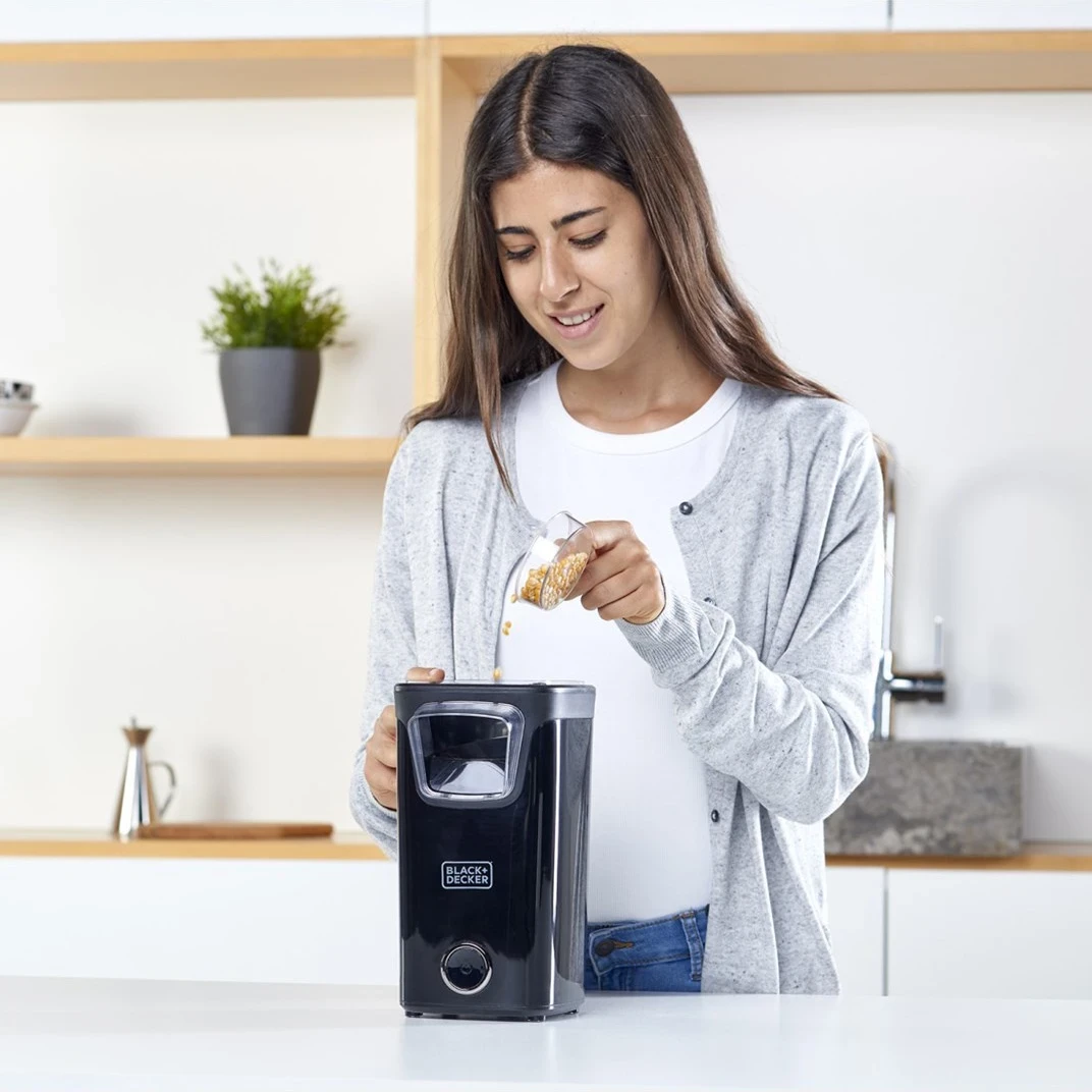 Pripomoček za pripravo kokic Black+Decker BXPC1100E, 1100 W, črn