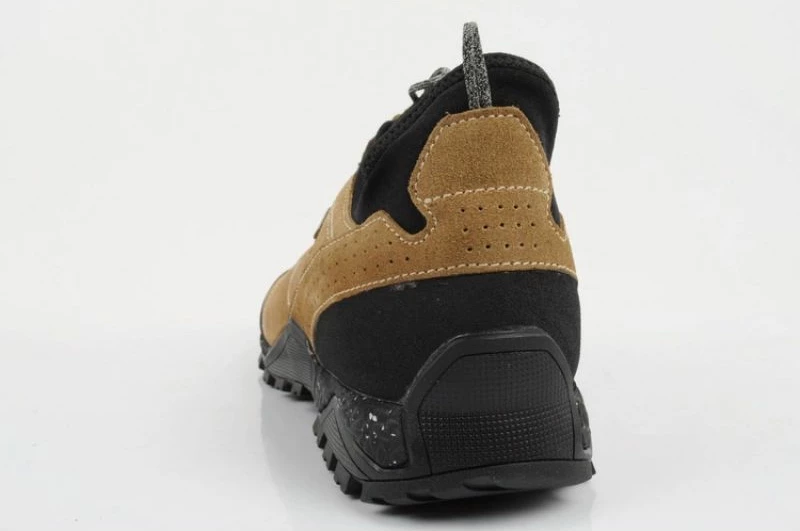 Outdoor tekaški čevlji Aku, rjavi