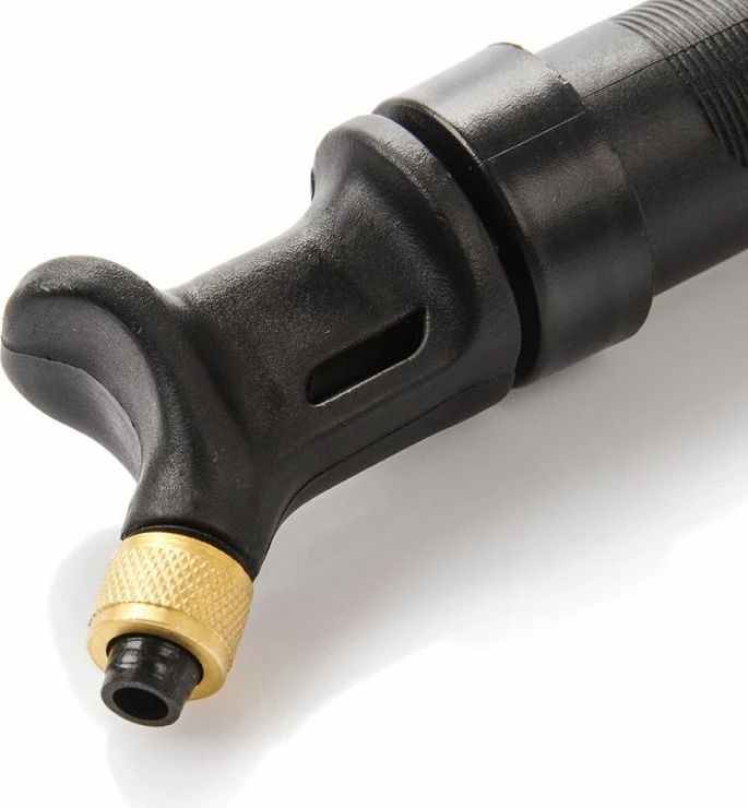 Pumpa za žoge Meteor, primerna za vse