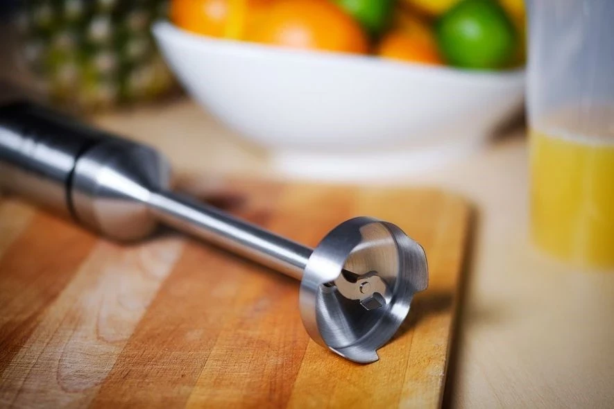 Rokometni mešalnik ELDOM JAX, 1000 W, kovinska konica, nastavljanje hitrosti, turbo