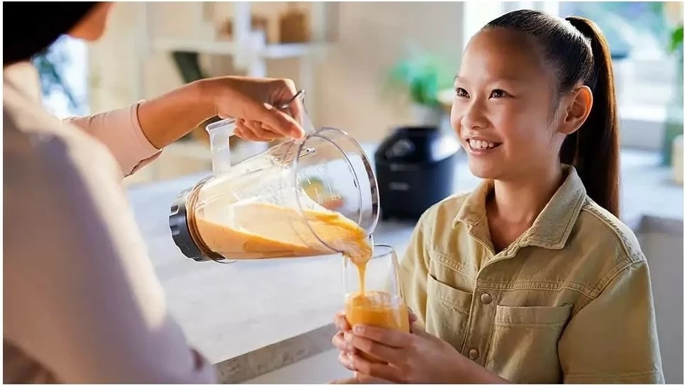 Blender 3000 Series, 2 l, črn — Philips HR2291/01 Blender 3000 Series, 2 l, črn — Philips HR2291/01