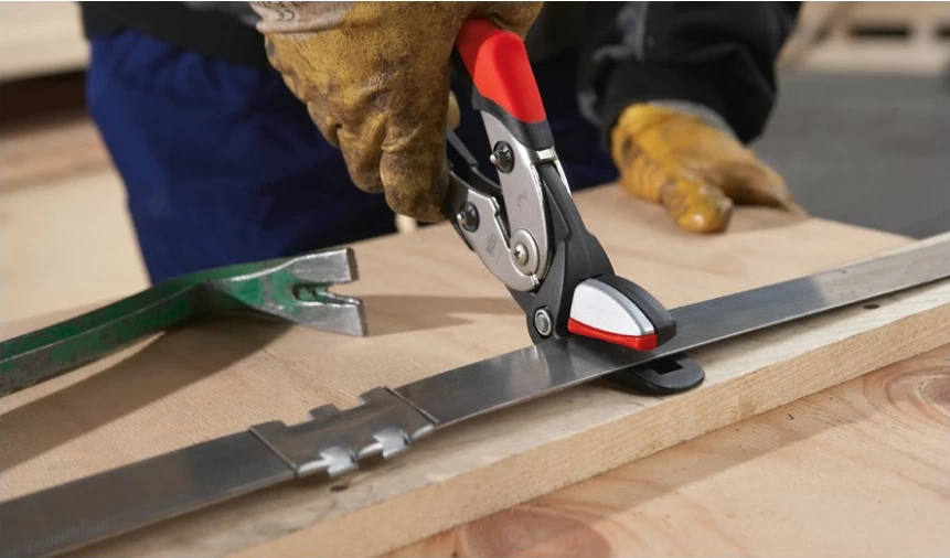 Varnostne škarje za kovinske trake z vzvodom, Bessey D123S, črno/rdeče