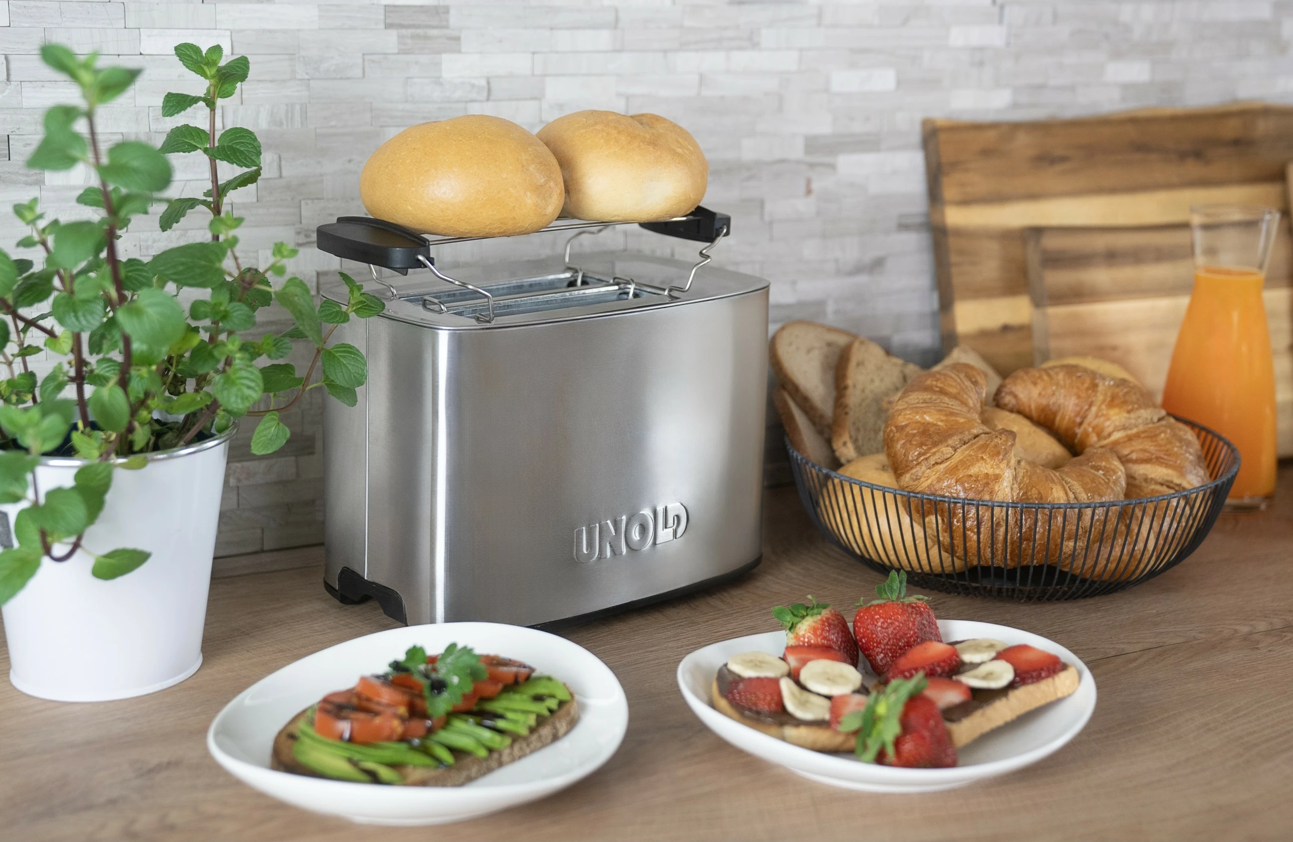 Toaster, 4 rezine, inox, 1200 W, črn, UNOLD Tom 38266 Toaster, 4 rezine, inox, 1200 W, črn, UNOLD Tom 38266