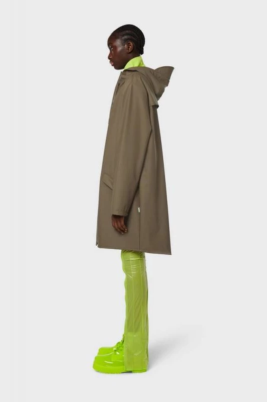 Dolga nepremočljiva jakna Rains, kava