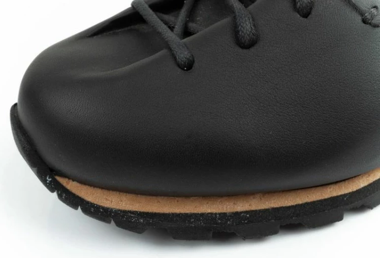 Hoja/trekking čevlji za ženske Aku, črni