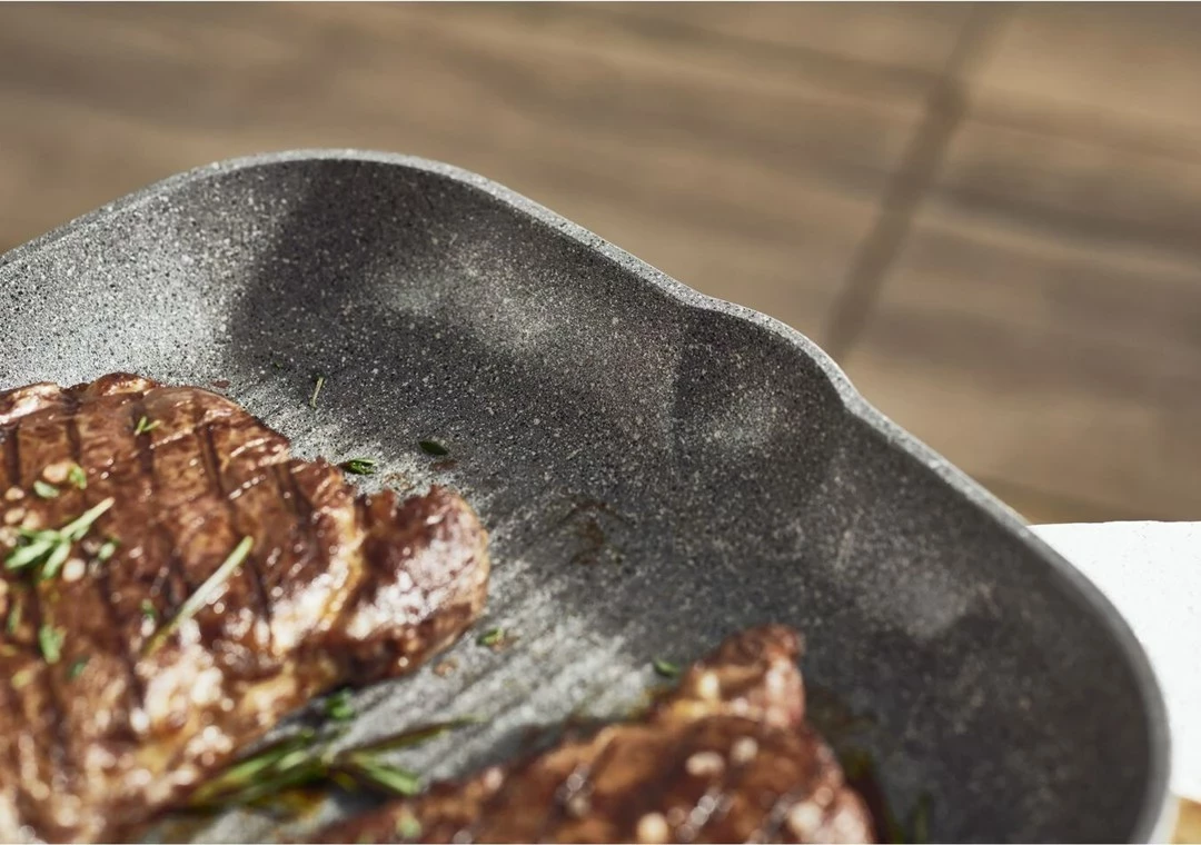 Grill ponev kvadratna, 28 cm, granit, siva BALLARINI 75002-941-0