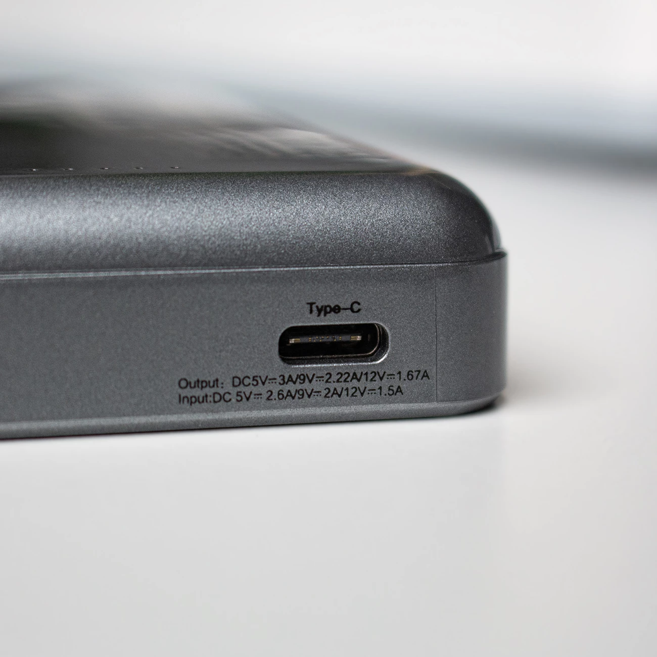 Power bank Dudao TGK1, 10000 mAh, MagSafe brezžično, 20 W, črn