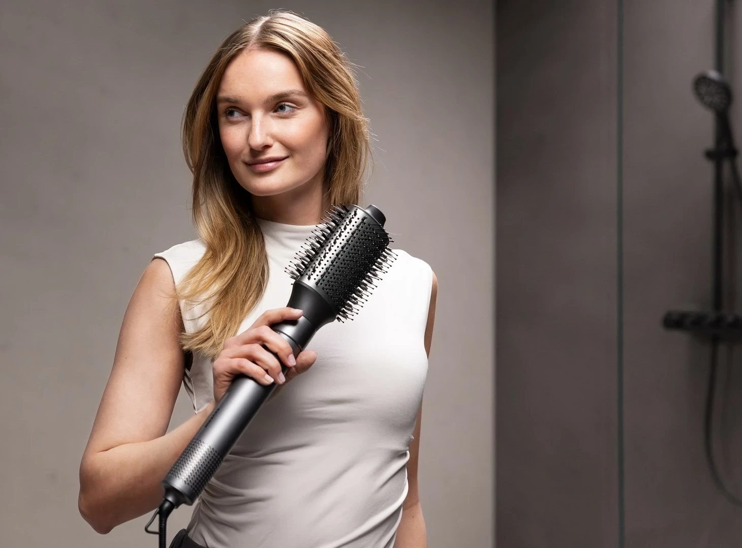 Večfunkcijska naprava za stiliziranje las Severin WL 0683, 5 nastavkov, črna Večfunkcijska naprava za stiliziranje las Severin WL 0683, 5 nastavkov, črna