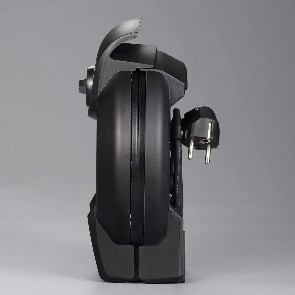 Vafeljnik za vaflje Severin WA 2103, kapaciteta 5 vafl, črn