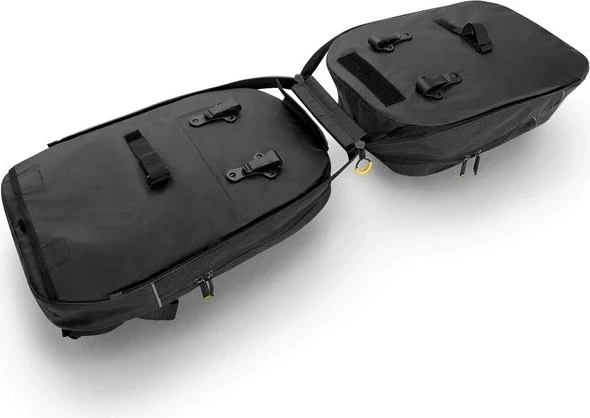 Črno 30L kolesarsko/športno nahrbtnik Wozinsky WBB30BK