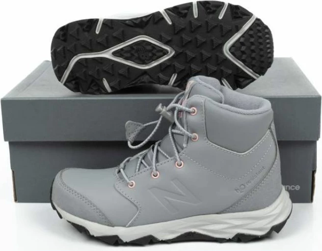 Otroške atlete New Balance, sive