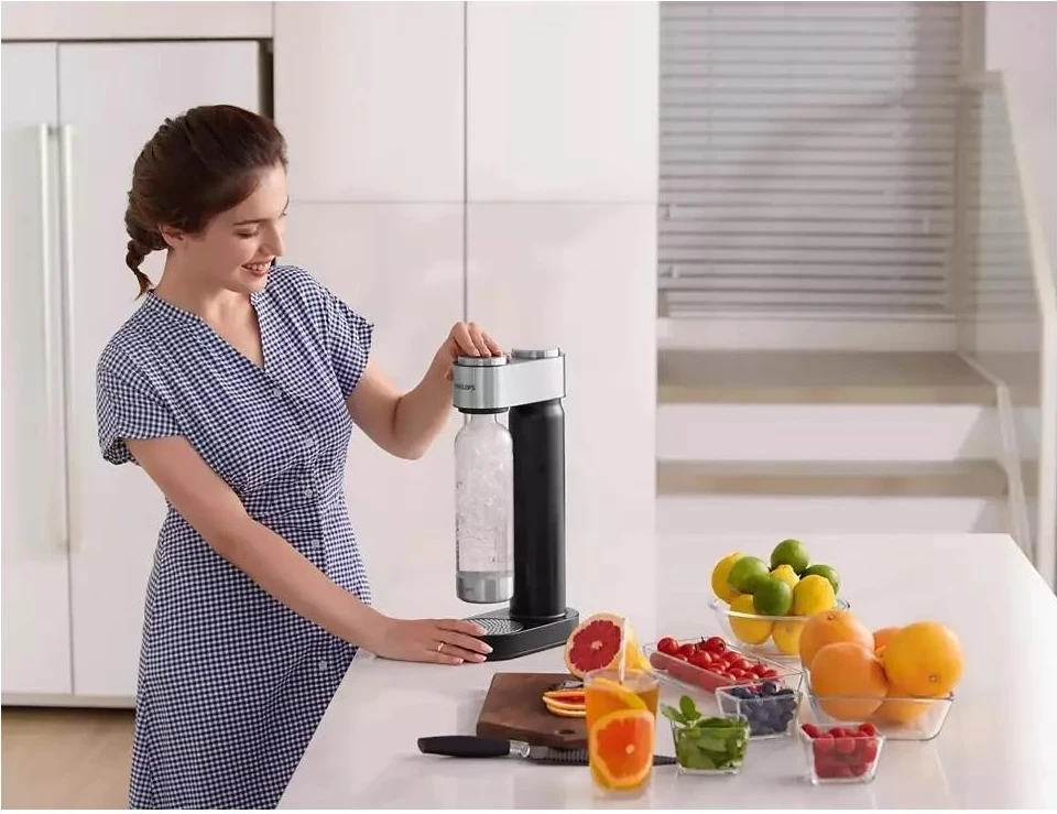 Aparat za gaziranje vode Philips ADD4902BK/10, črn Aparat za gaziranje vode Philips ADD4902BK/10, črn