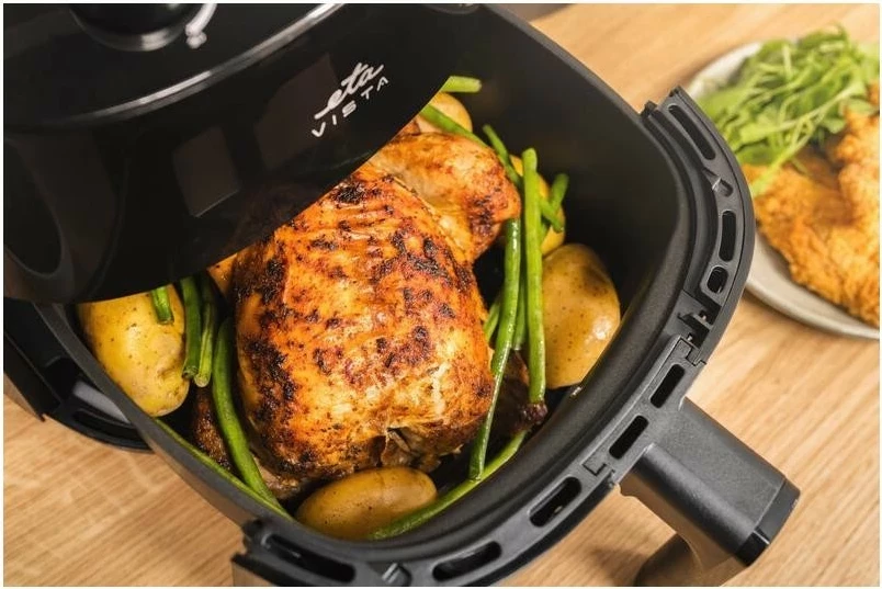 Pekač na vroči zrak ETA Vista 016890000, 4.3L, 1300 W, črn