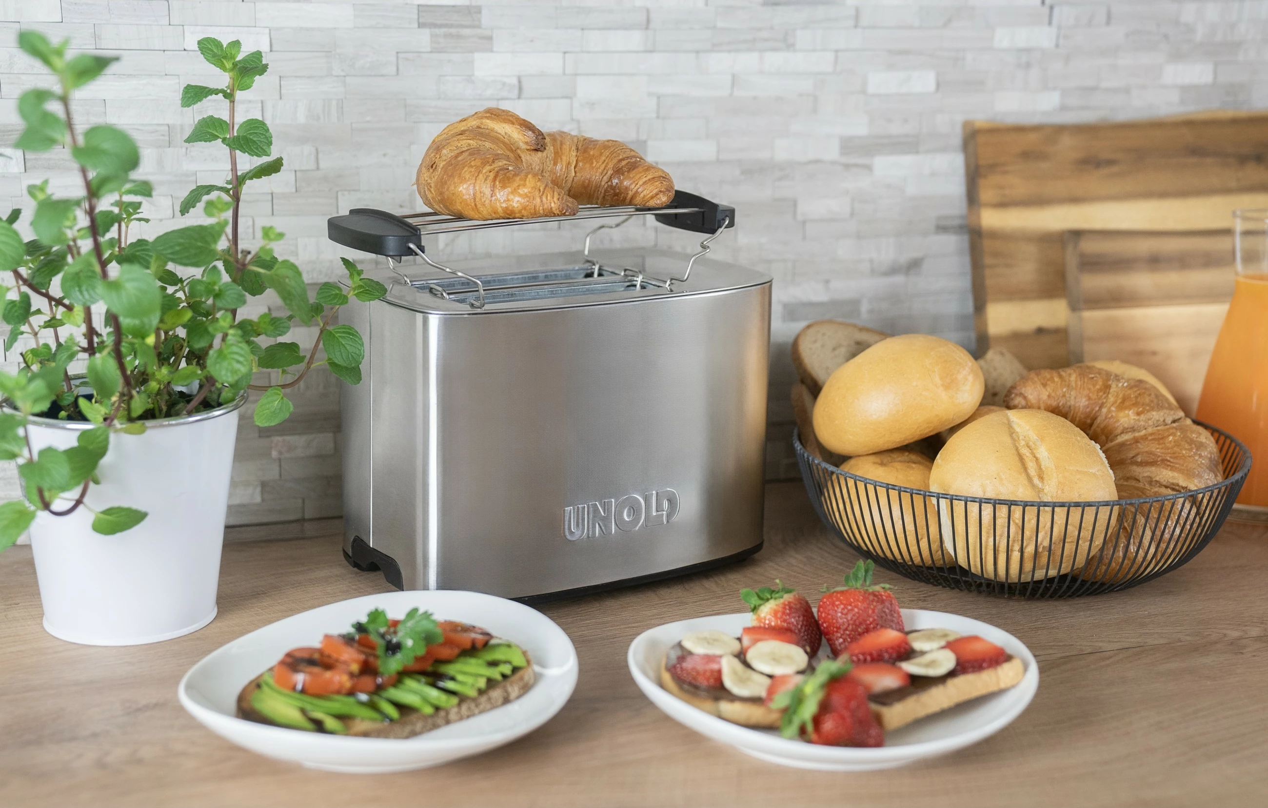 Toaster, 4 rezine, inox, 1200 W, črn, UNOLD Tom 38266 Toaster, 4 rezine, inox, 1200 W, črn, UNOLD Tom 38266