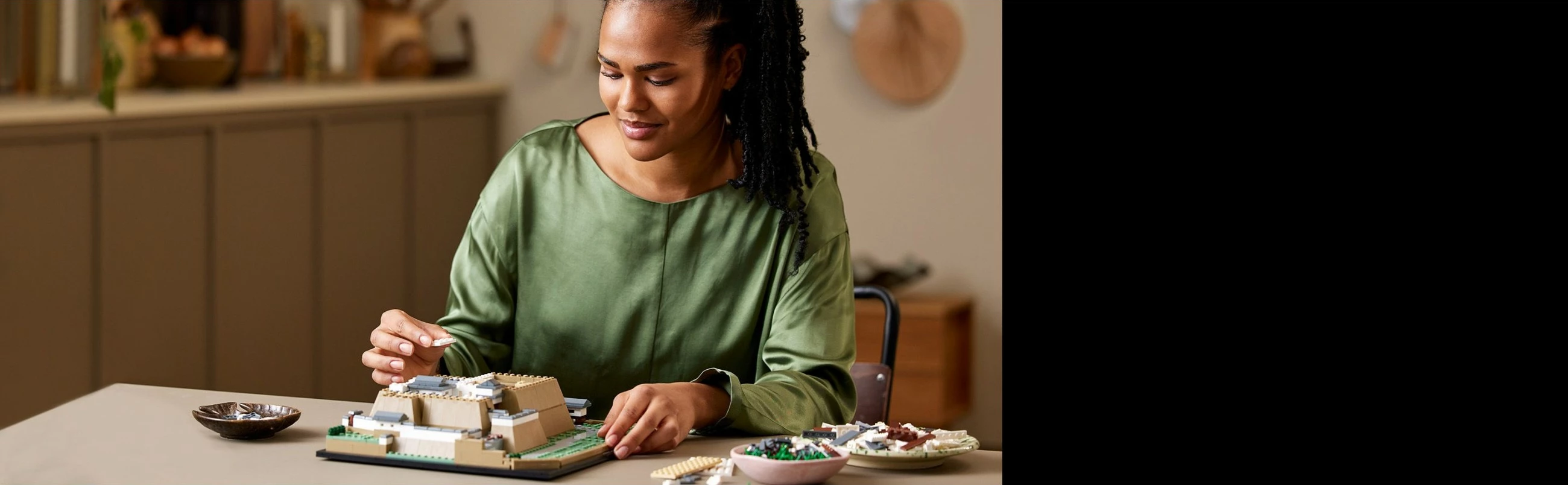 Model Himeji Castle, LEGO 21060, 2125 kosov, večbarven