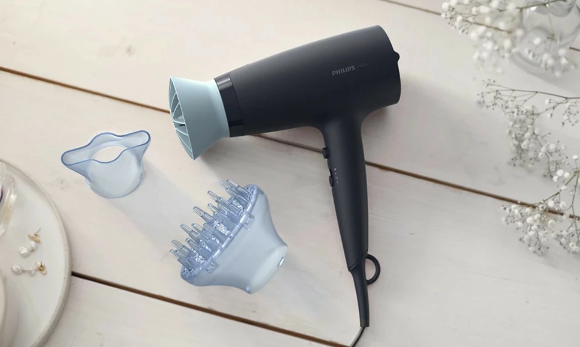 Sušilnik za lase Philips BHD360/20, 2100 W, črn Sušilnik za lase Philips BHD360/20, 2100 W, črn