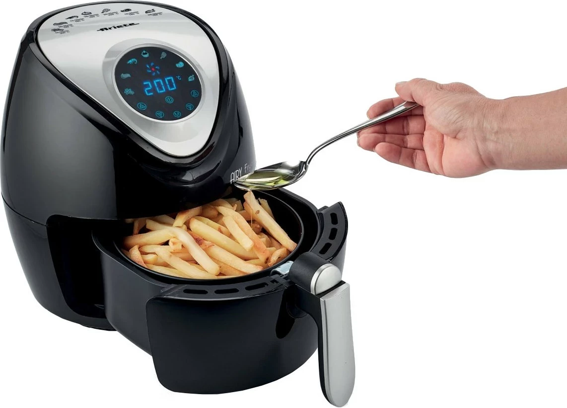 Likalnik Ariete 4616, 1300 W, črn