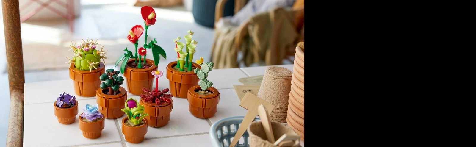 Majhne rastline, LEGO Icons 10329, 758 kosov, dekor za odrasle, plastika