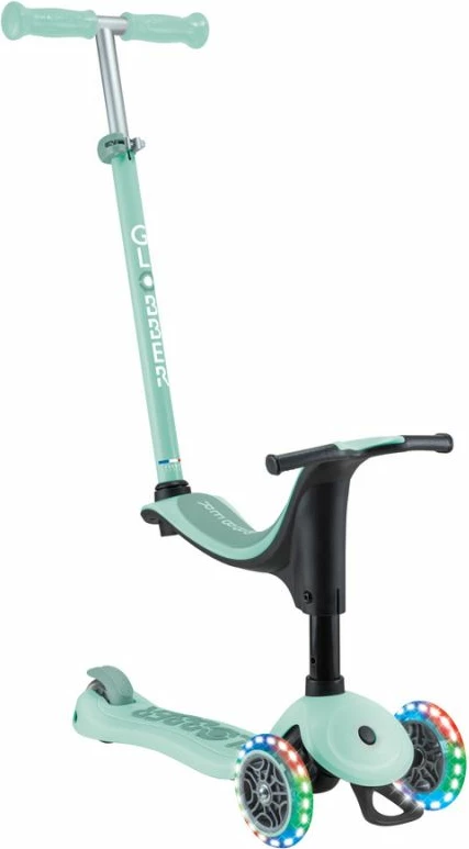 Otroški skiro z lučmi Globber